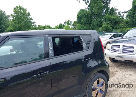 2014 Kia Soul z USA, uszkodzony, nr VIN KNDJN2A22E7020315